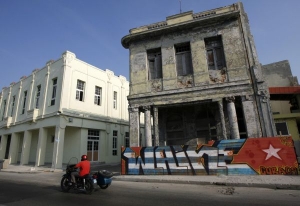 Havana čeká letos méně amerických turistů. Emigranti však přijíždějí.